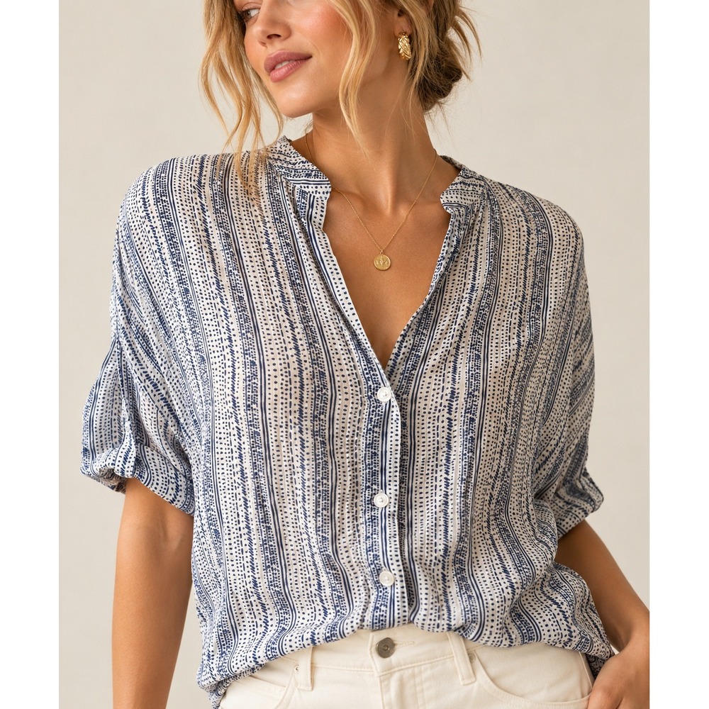 Cloth & Stone Women Short Sleeve Button Down Shirt  Blue White S